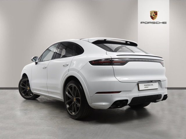 View the 2019 Porsche Cayenne: S 5dr Tiptronic S Online at Peter Vardy