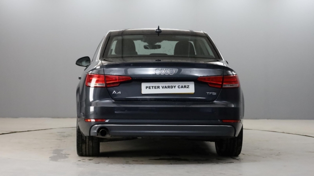 View the 2016 Audi A4: 1.4T FSI Sport 4dr Online at Peter Vardy