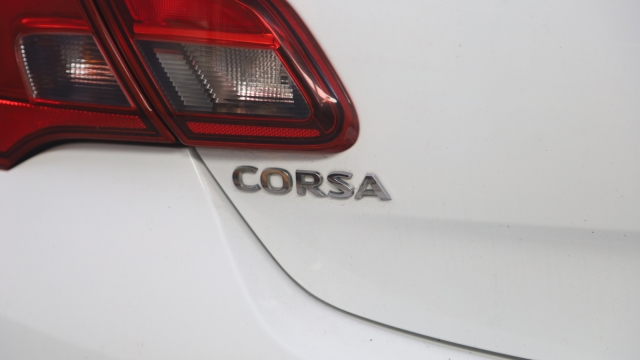 View the 2017 Vauxhall Corsa: 1.4 SRi Vx-line 3dr Online at Peter Vardy