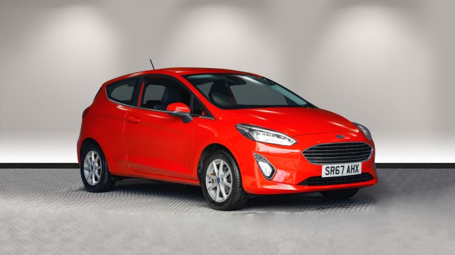 View the 2017 Ford Fiesta: 1.1 Zetec 3dr Online at Peter Vardy