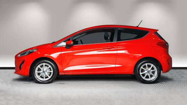 View the 2017 Ford Fiesta: 1.1 Zetec 3dr Online at Peter Vardy