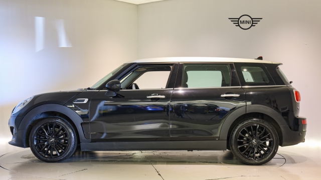 View the 2017 Mini Clubman: 2.0 Cooper D 6dr Online at Peter Vardy