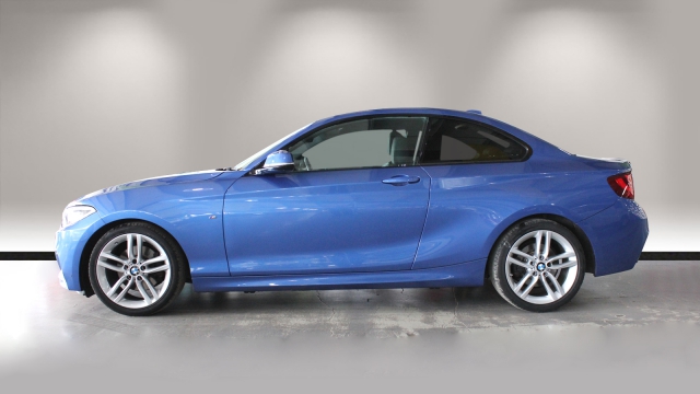 View the 2016 Bmw 2 Series: 220i M Sport 2dr [Nav] Step Auto Online at Peter Vardy