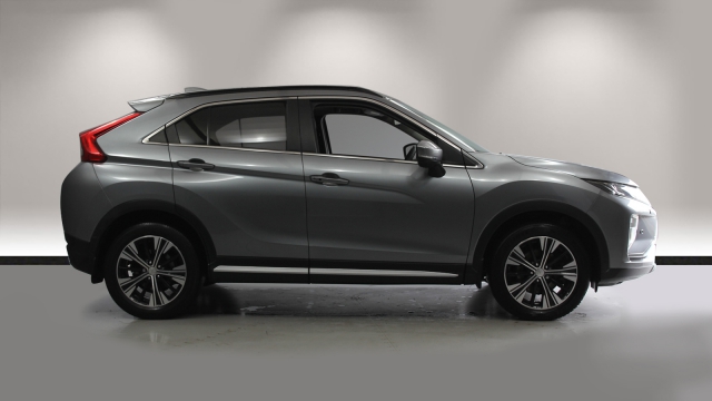 View the 2018 Mitsubishi Eclipse Cross: 1.5 4 5dr CVT 4WD Online at Peter Vardy