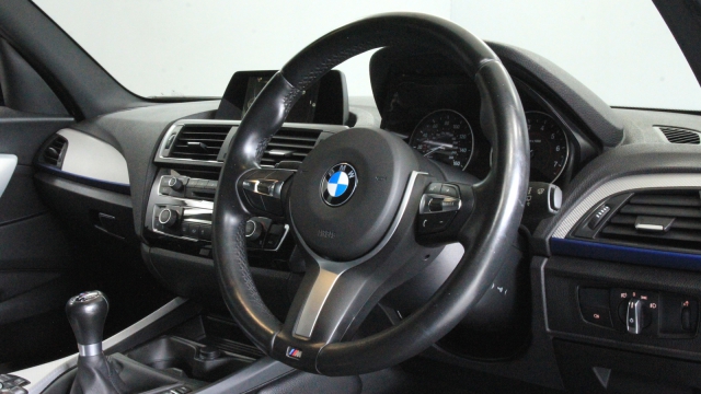 View the 2015 Bmw 1 Series: M135i 5dr Online at Peter Vardy