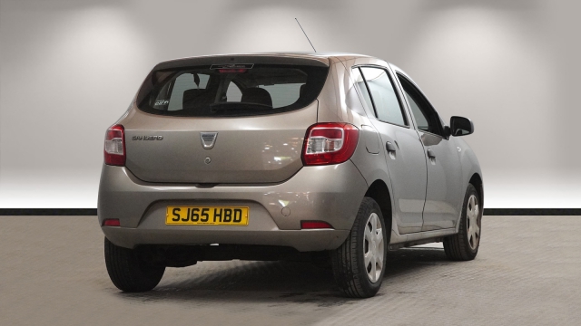 View the 2015 Dacia Sandero: 1.2 16V 75 Ambiance 5dr Online at Peter Vardy