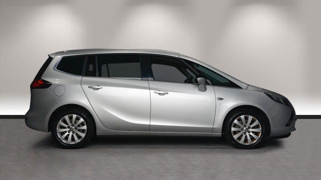 View the 2013 Vauxhall Zafira: 2.0 CDTi [165] SE 5dr [non Start Stop] Online at Peter Vardy