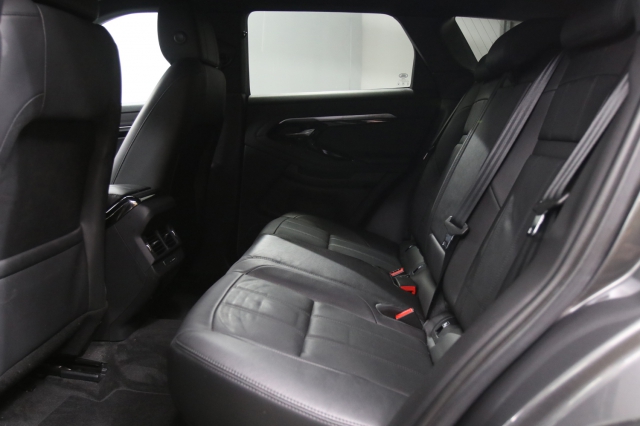 View the 2019 Land Rover Range Rover Evoque: 2.0 D180 R-Dynamic SE 5dr Auto Online at Peter Vardy