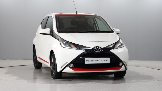 View the 2017 Toyota Aygo: 1.0 VVT-i X-Style 5dr Online at Peter Vardy