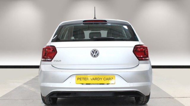 View the 2018 Volkswagen Polo Hatchback: 1.0 S 5dr Online at Peter Vardy