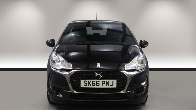 View the 2016 Ds Ds 3: 1.2 PureTech 82 Chic 3dr Online at Peter Vardy