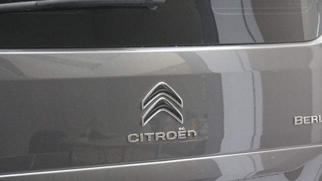 View the 2019 Citroen Berlingo: 1.2 PureTech Feel M 5dr Online at Peter Vardy