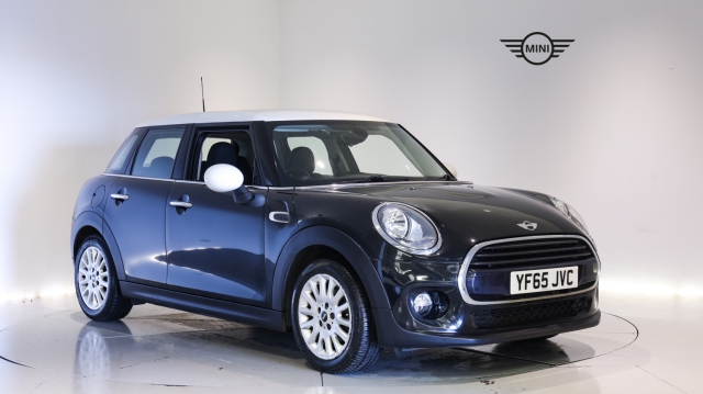 View the 2015 Mini Hatchback: 1.5 Cooper 5dr Auto [Pepper Pack] Online at Peter Vardy