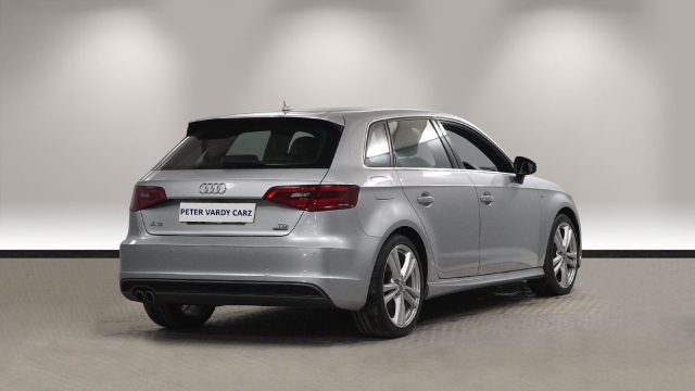 View the 2015 Audi A3: 2.0 TDI Quattro S Line 5dr S Tronic Online at Peter Vardy