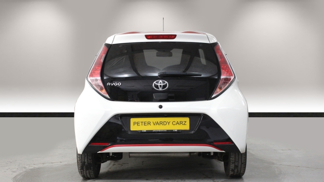 View the 2018 Toyota Aygo: 1.0 VVT-i X-Press 5dr Online at Peter Vardy