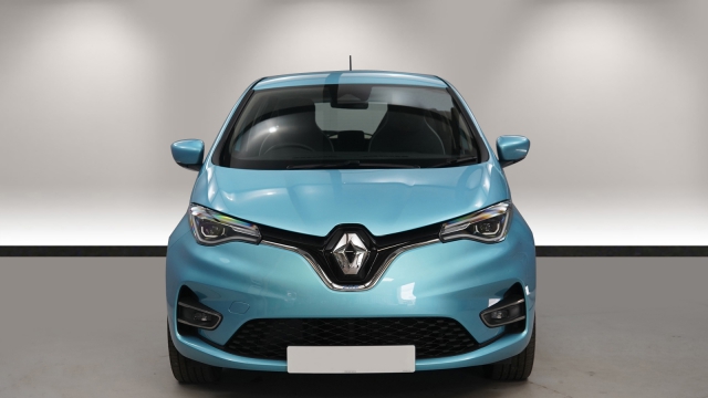 View the 2021 Renault Zoe: 100kW i Iconic R135 50kWh Rapid Charge 5dr Auto Online at Peter Vardy