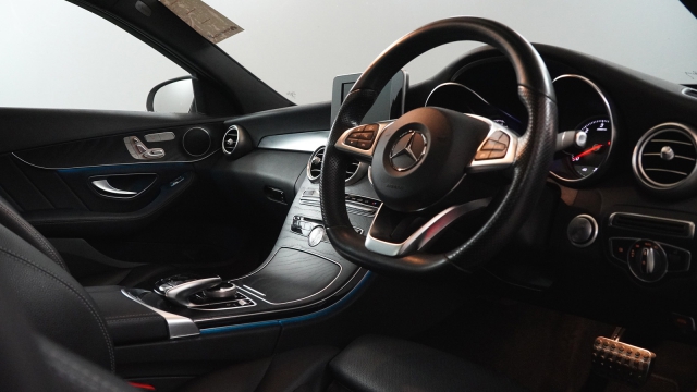 View the 2017 Mercedes-benz C Class: C200d AMG Line Premium 4dr Auto Online at Peter Vardy