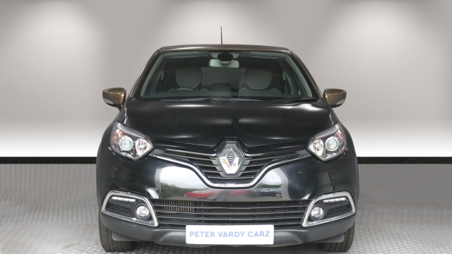View the 2016 Renault Captur: 1.5 dCi 90 Iconic Nav 5dr Online at Peter Vardy