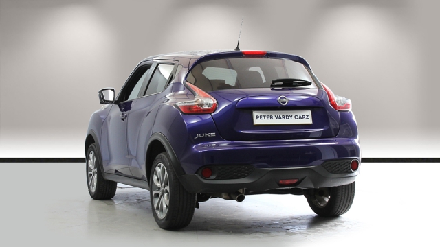 View the 2016 Nissan Juke: 1.5 dCi Tekna 5dr Online at Peter Vardy