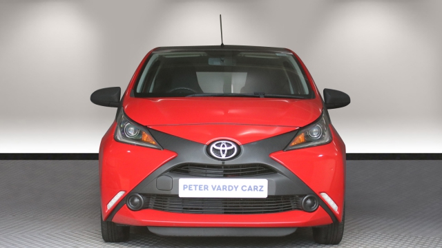 View the 2016 Toyota Aygo: 1.0 VVT-i X 3dr Online at Peter Vardy