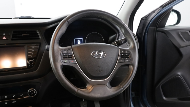 View the 2017 Hyundai I20: 1.0T GDI [120] Premium SE Nav 5dr Online at Peter Vardy
