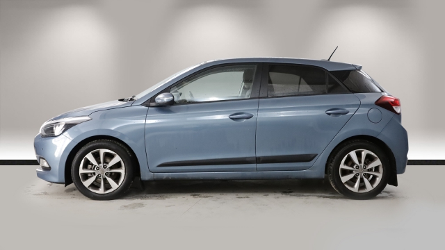 View the 2017 Hyundai I20: 1.0T GDI [120] Premium SE Nav 5dr Online at Peter Vardy