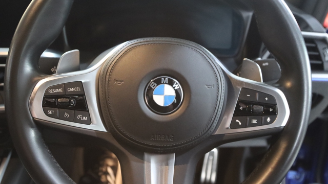 View the 2019 Bmw 3 Series: 320i M Sport 4dr Step Auto Online at Peter Vardy