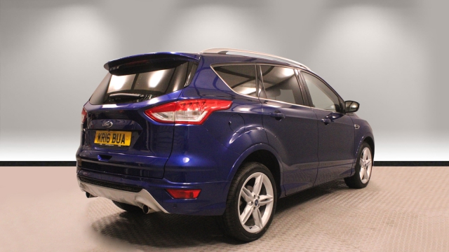 View the 2015 Ford Kuga: 2.0 TDCi 150 Zetec 5dr Powershift Online at Peter Vardy