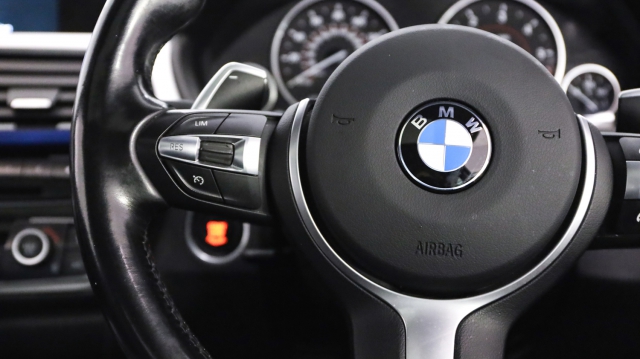 View the 2014 Bmw 4 Series: 420d M Sport 5dr Auto Online at Peter Vardy