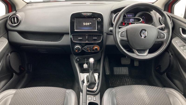 View the RENAULT CLIO: 1.5 dCi 90 GT Line 5dr Auto Online at Peter Vardy