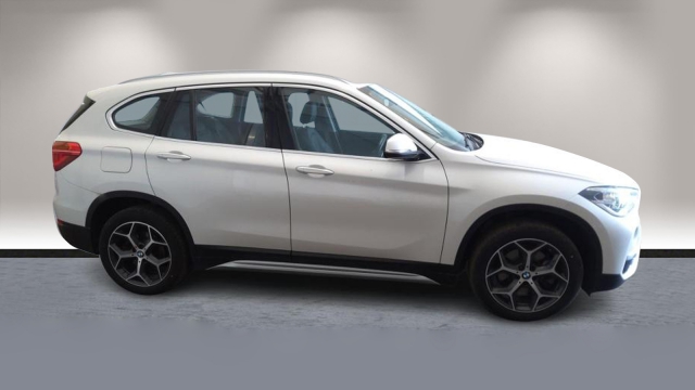 View the BMW X1: sDrive 20i xLine 5dr Step Auto Online at Peter Vardy