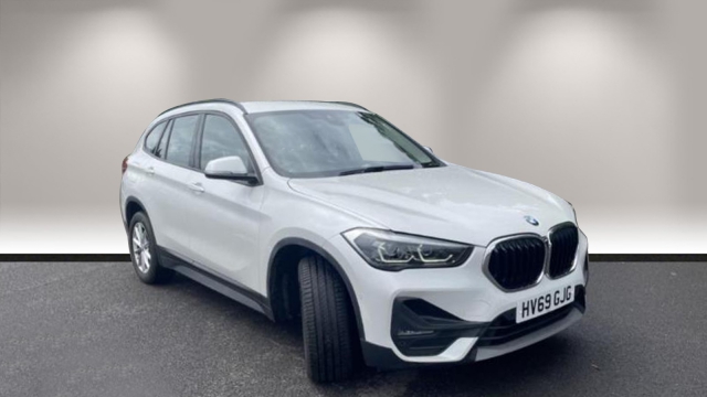 View the BMW X1: sDrive 20i SE 5dr Step Auto Online at Peter Vardy