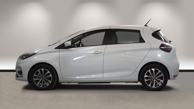 View the 2020 Renault Zoe: 100kW i GT Line R135 50kWh Rapid Charge 5dr Auto Online at Peter Vardy