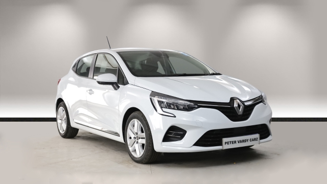 View the 2020 Renault Clio: 1.5 dCi 85 Play 5dr Online at Peter Vardy
