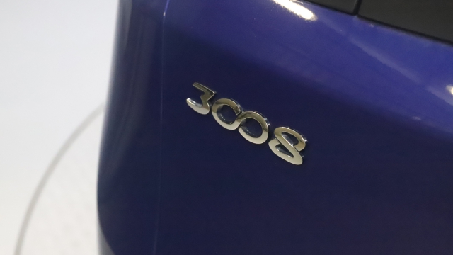 View the 2020 Peugeot 3008: 1.2 PureTech GT Line Premium 5dr Online at Peter Vardy