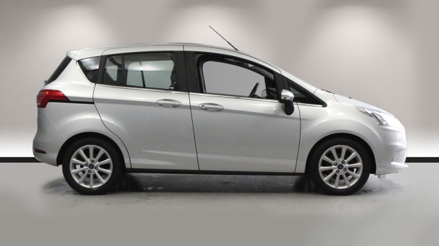 View the 2016 Ford B-max: 1.0 EcoBoost 125 Titanium 5dr Online at Peter Vardy