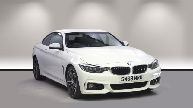 View the 2018 Bmw 4 Series: 440i M Sport 2dr Auto [Professional Media] Online at Peter Vardy