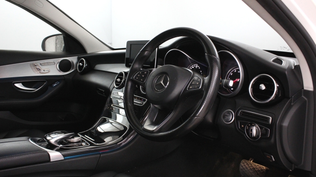 View the 2015 Mercedes-benz C Class: C200 Sport Premium 4dr Auto Online at Peter Vardy