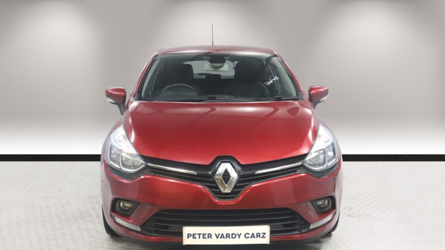 View the 2017 Renault Clio: 1.5 dCi 90 Dynamique Nav 5dr Online at Peter Vardy