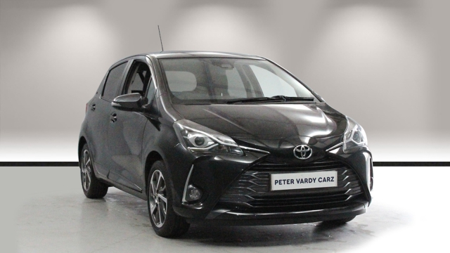 View the 2019 Toyota Yaris: 1.5 VVT-i Y20 5dr [Bi-tone] Online at Peter Vardy