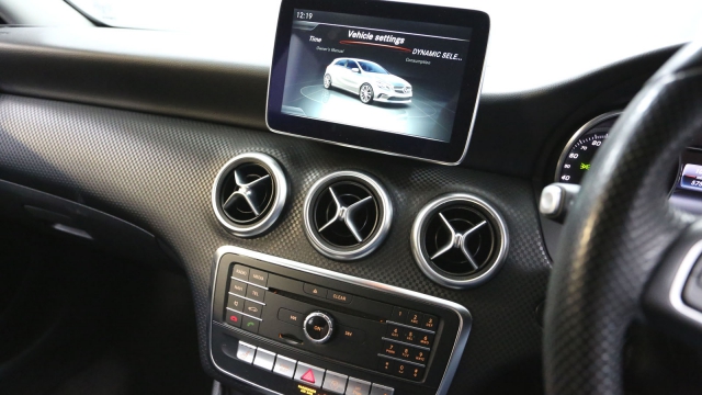 View the 2015 Mercedes-benz A Class: A200d Sport Executive 5dr Online at Peter Vardy