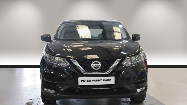 View the 2020 Nissan Qashqai: 1.3 DiG-T Acenta Premium 5dr Online at Peter Vardy