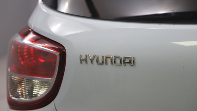 View the 2019 Hyundai I10: 1.2 Premium 5dr Auto Online at Peter Vardy