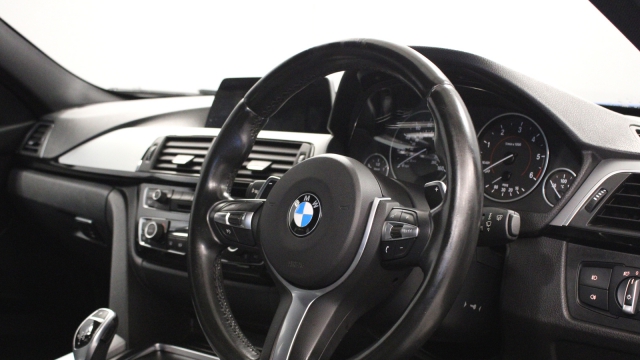 View the 2017 Bmw 3 Series: 330d M Sport 4dr Step Auto Online at Peter Vardy