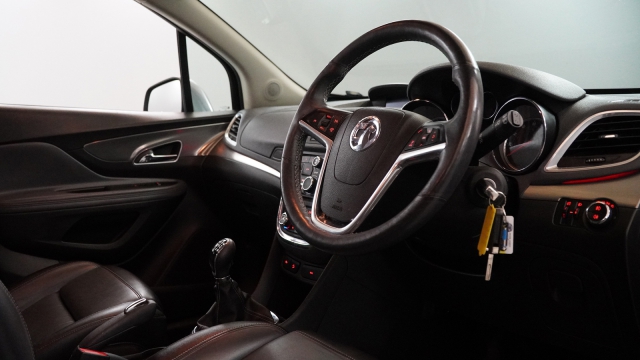 View the 2014 Vauxhall Mokka: 1.4T SE 5dr Online at Peter Vardy
