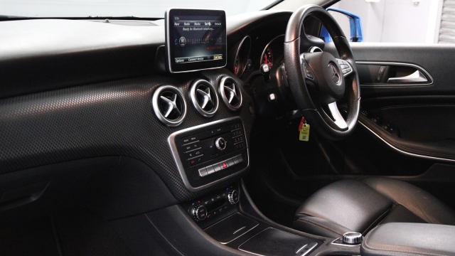 View the 2016 Mercedes-benz A Class: A200d Sport Premium 5dr Auto Online at Peter Vardy