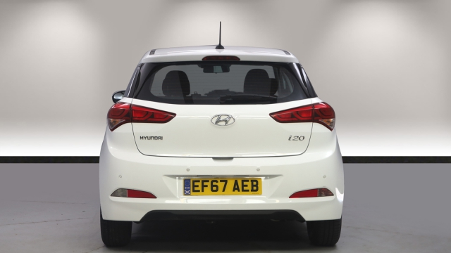 View the 2017 Hyundai I20: 1.2 SE 5dr Online at Peter Vardy