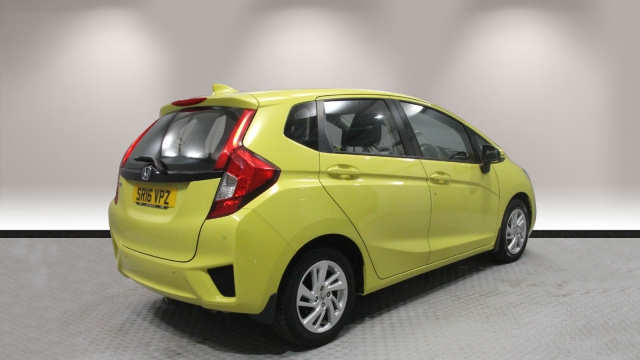 View the 2016 Honda Jazz: 1.3 SE 5dr Online at Peter Vardy