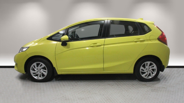 View the 2016 Honda Jazz: 1.3 SE 5dr Online at Peter Vardy