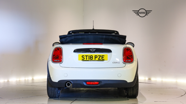 View the 2018 Mini Convertible: 1.5 Cooper II 2dr Online at Peter Vardy